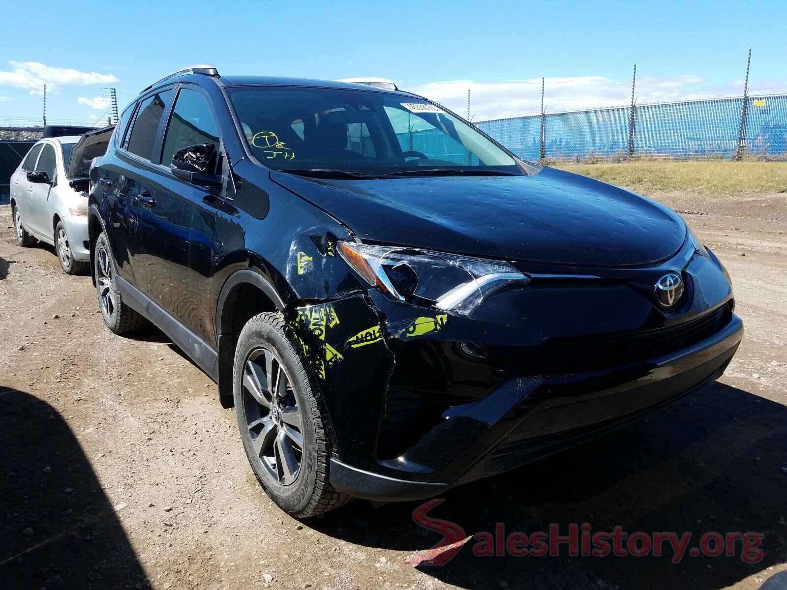 2T3BFREV9JW802656 2018 TOYOTA RAV4