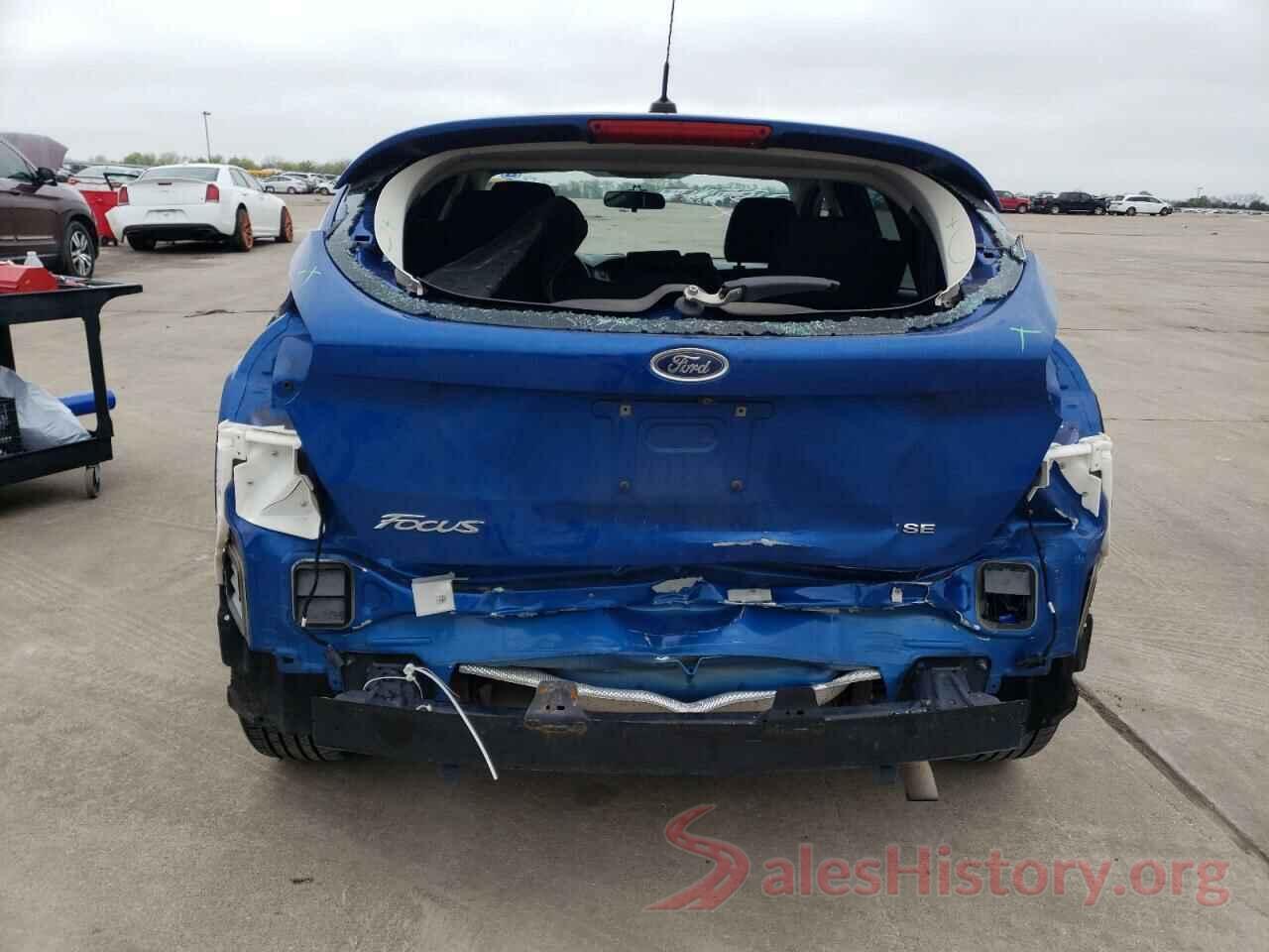 1FADP3K25JL235688 2018 FORD FOCUS