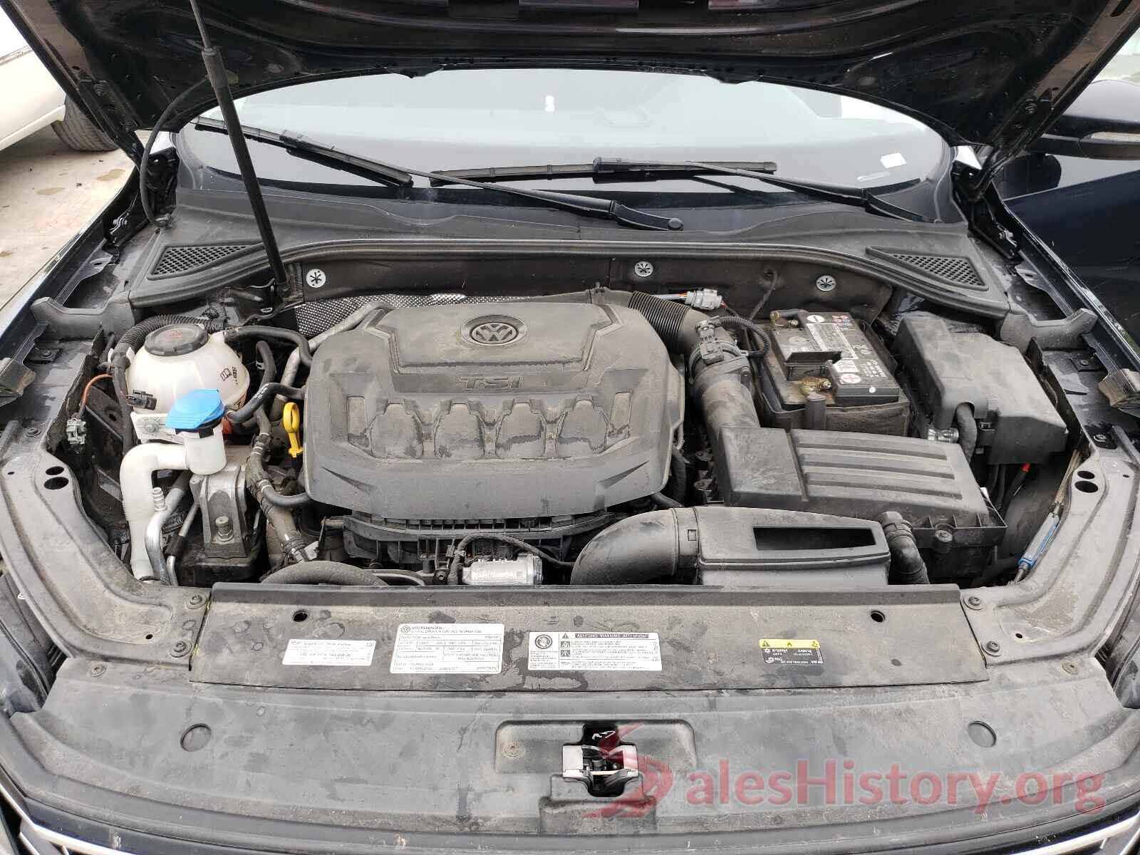 1VWAA7A39JC032087 2018 VOLKSWAGEN PASSAT