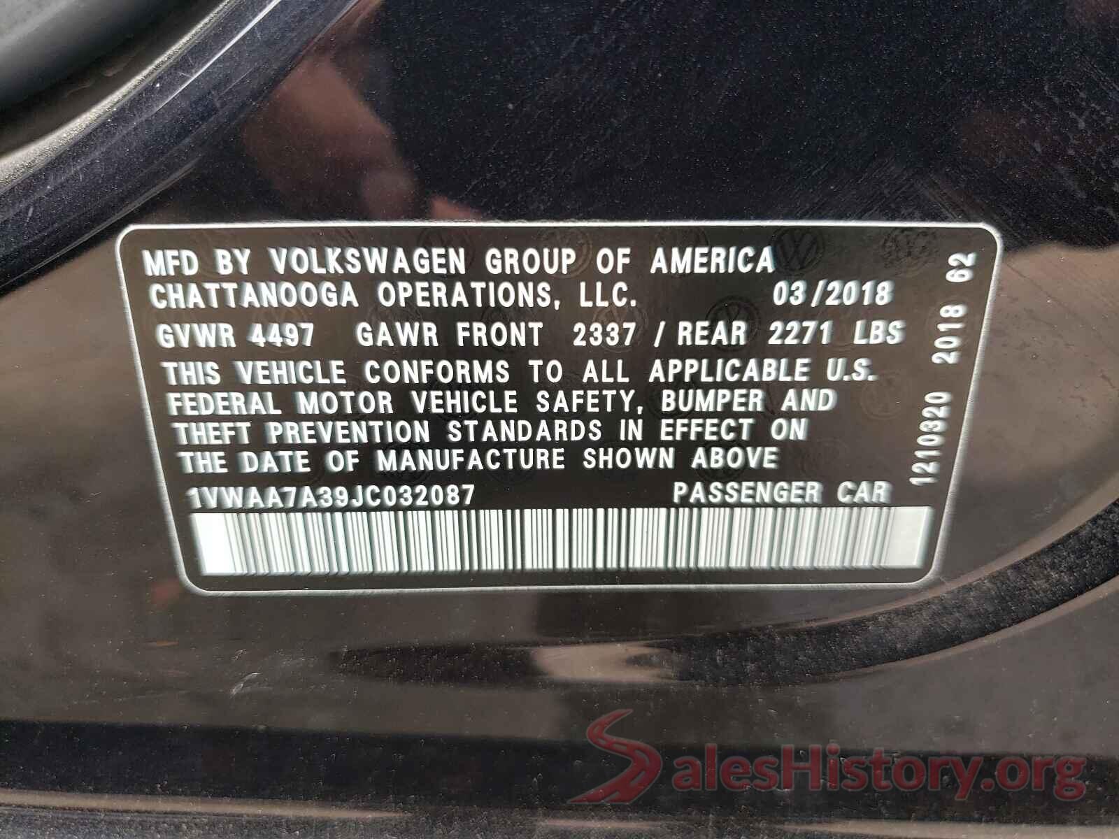 1VWAA7A39JC032087 2018 VOLKSWAGEN PASSAT