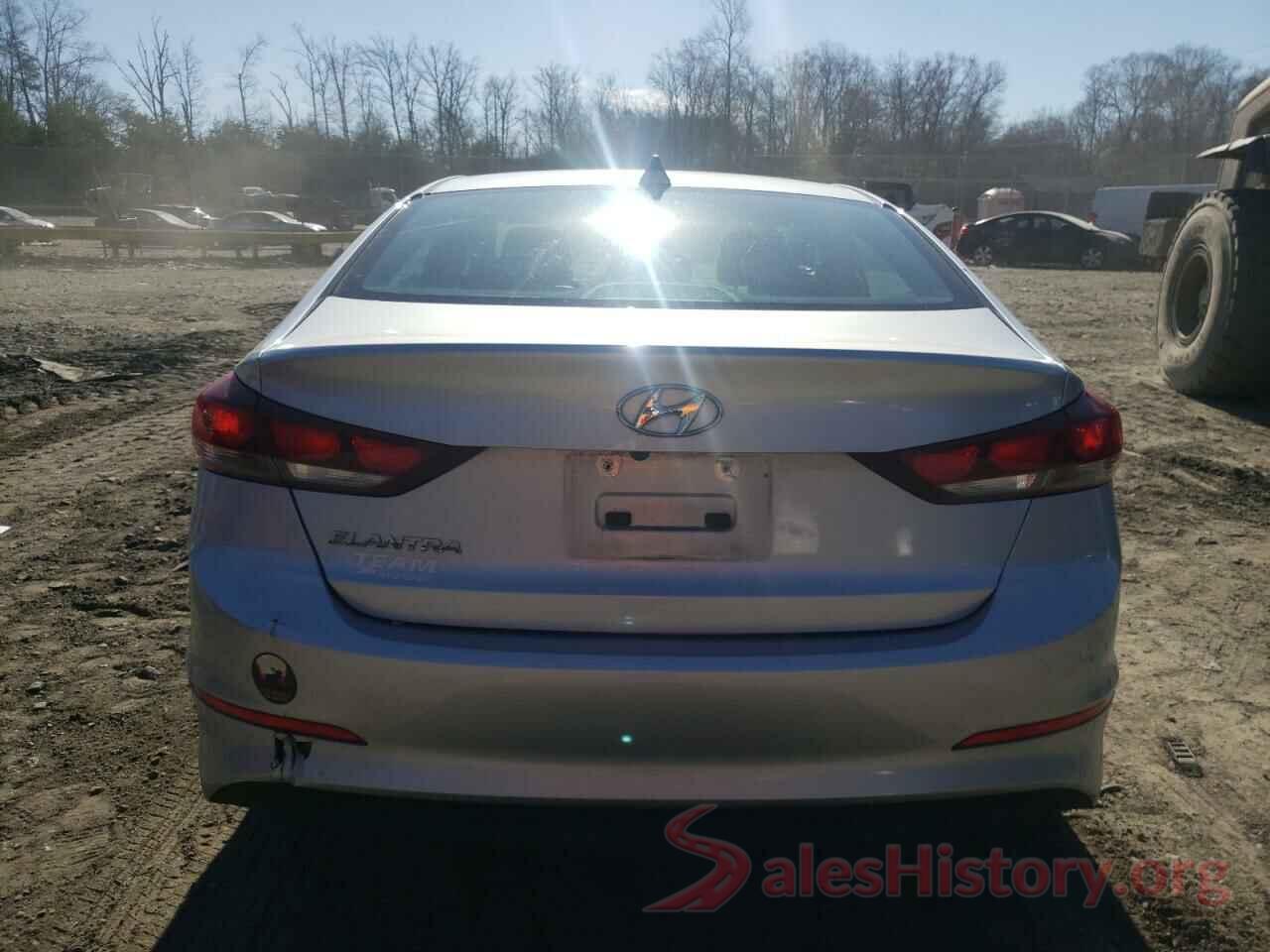 5NPD84LF6JH304911 2018 HYUNDAI ELANTRA