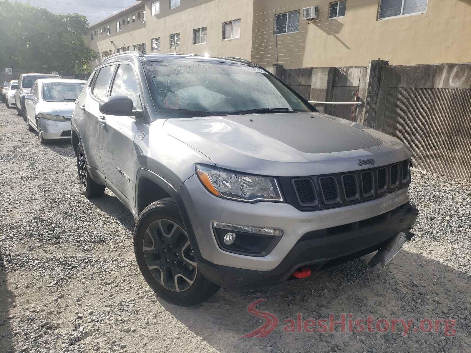 3C4NJDDB0KT752700 2019 JEEP COMPASS