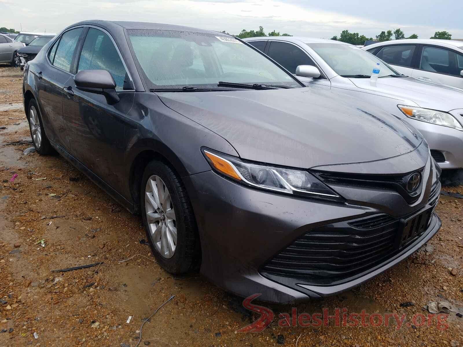 4T1B11HK3JU110502 2018 TOYOTA CAMRY