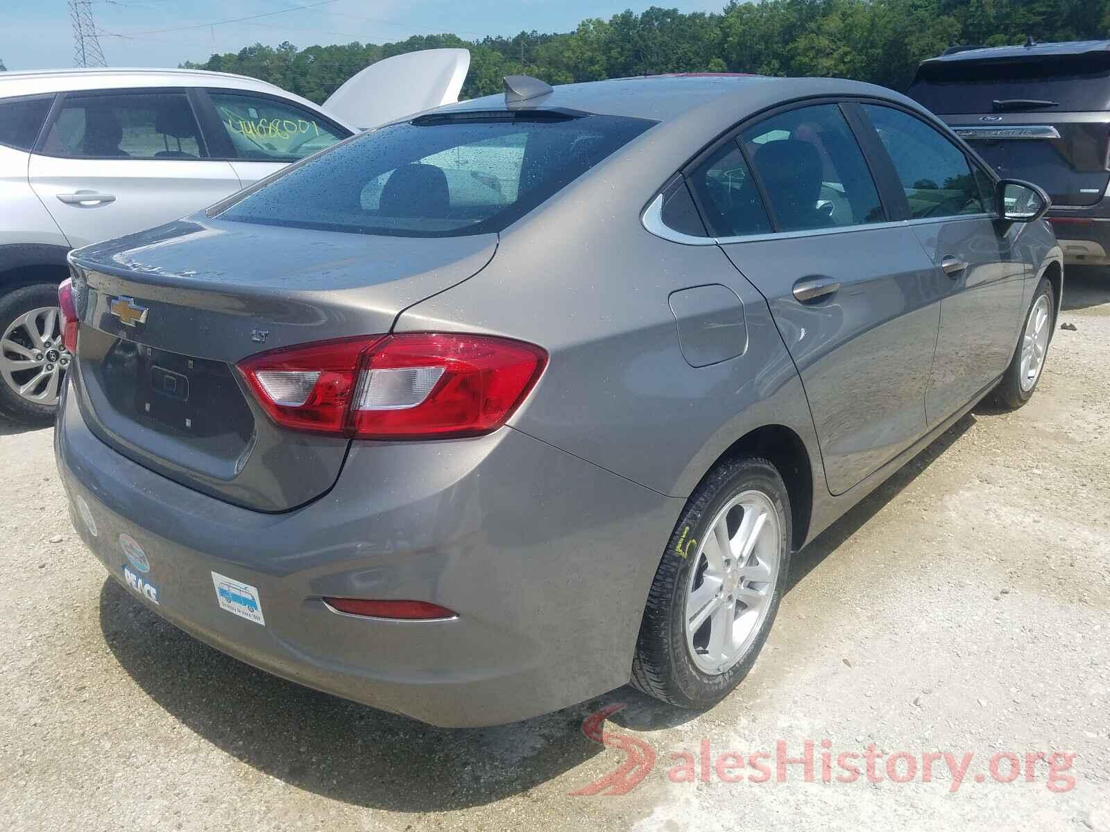 1G1BE5SM8J7231608 2018 CHEVROLET CRUZE