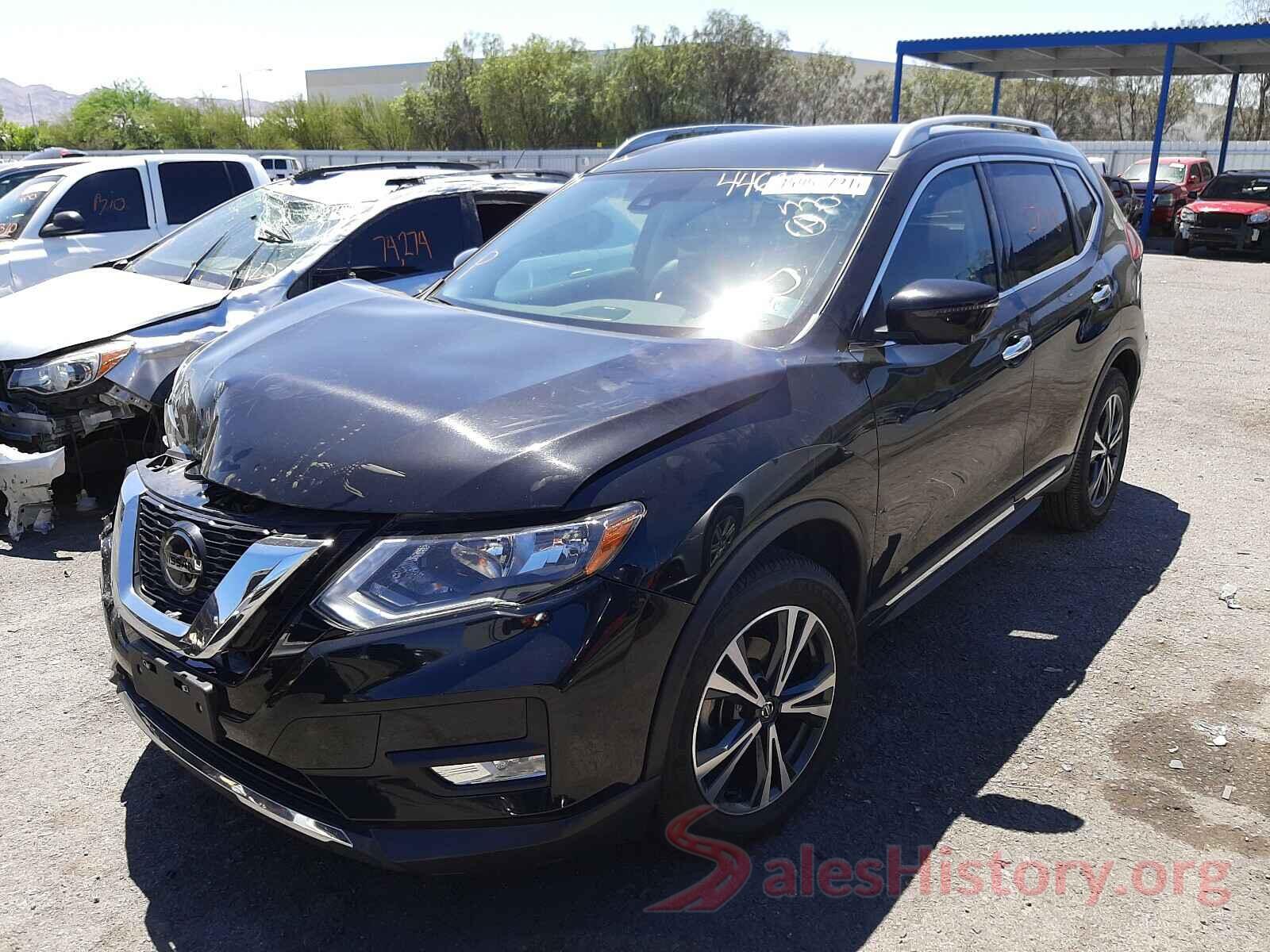 5N1AT2MT7JC777556 2018 NISSAN ROGUE