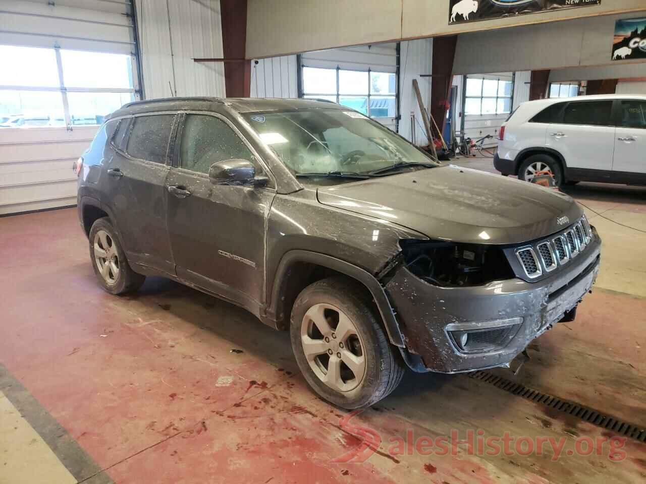 3C4NJDBB0JT192579 2018 JEEP COMPASS