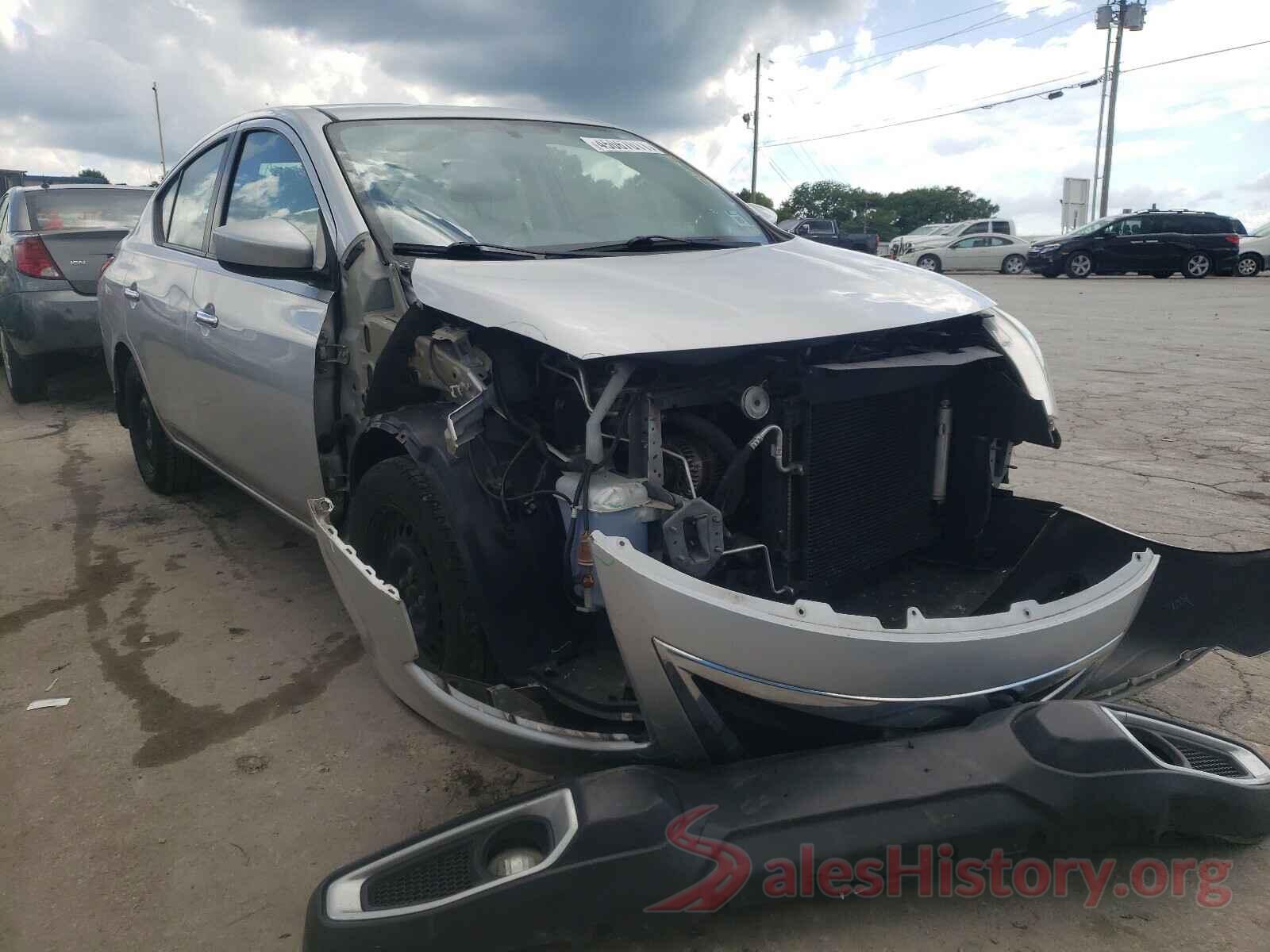 3N1CN7AP8HL831976 2017 NISSAN VERSA