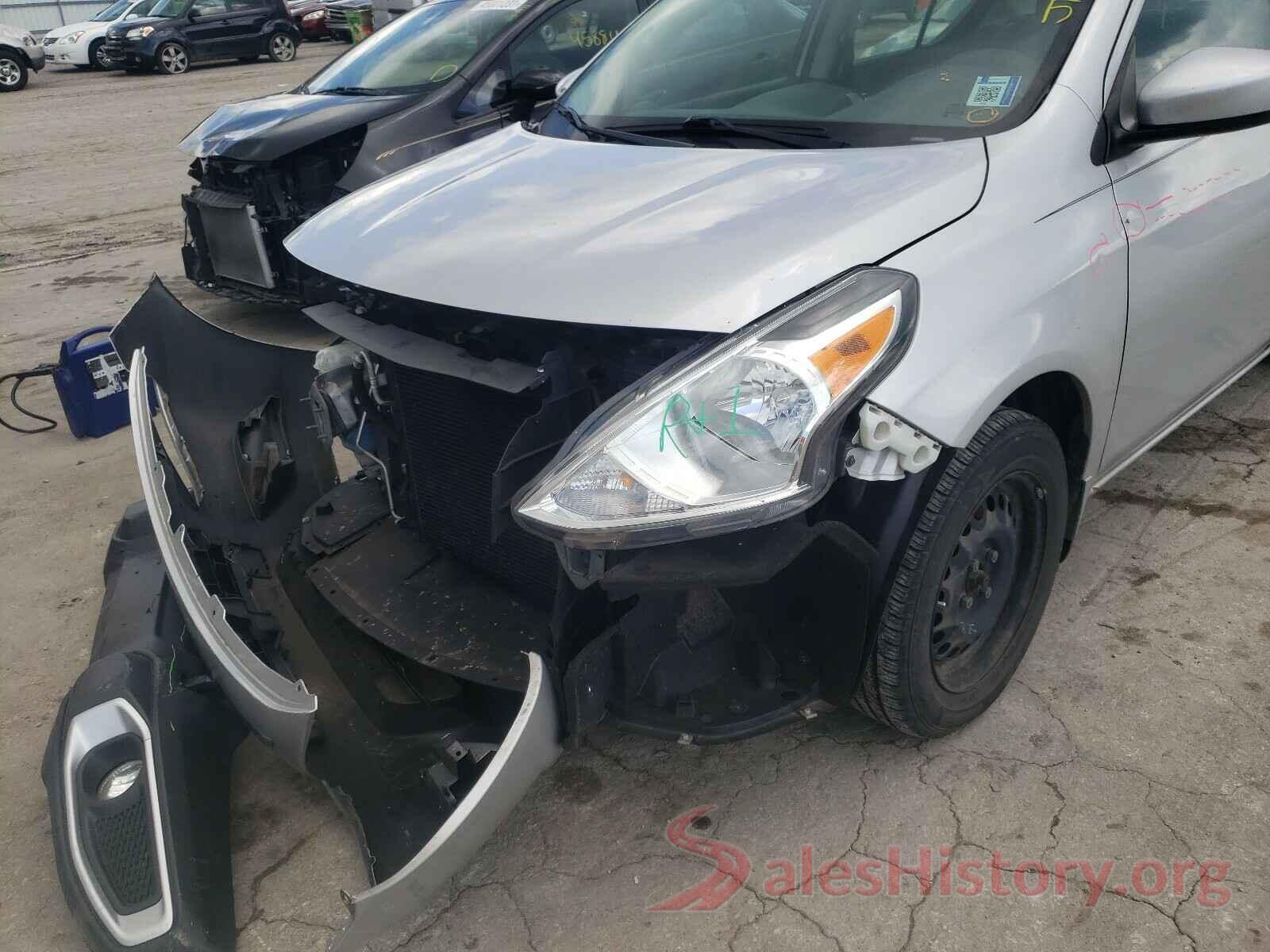 3N1CN7AP8HL831976 2017 NISSAN VERSA