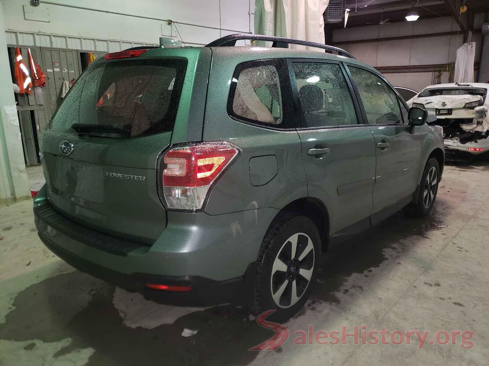 JF2SJABC0JH430702 2018 SUBARU FORESTER