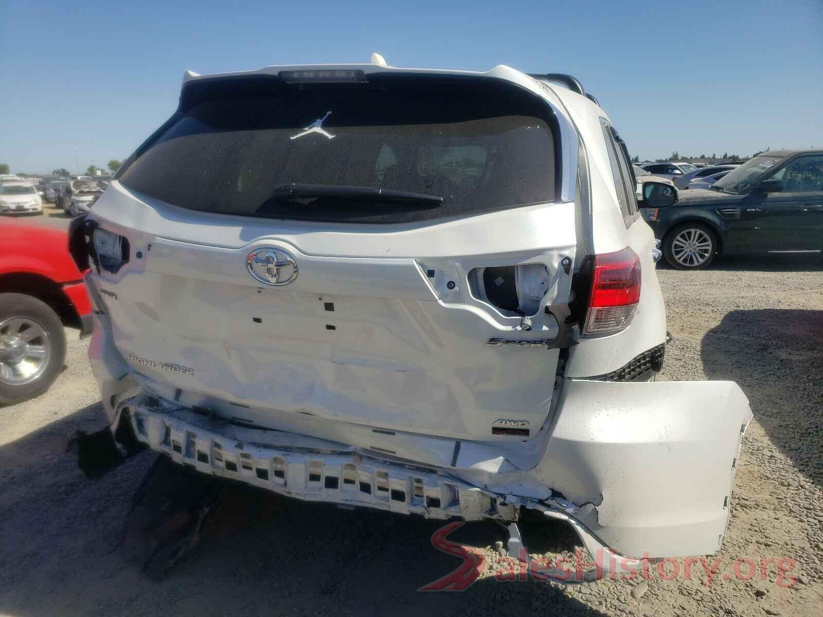 5TDBZRFH2KS740004 2019 TOYOTA HIGHLANDER