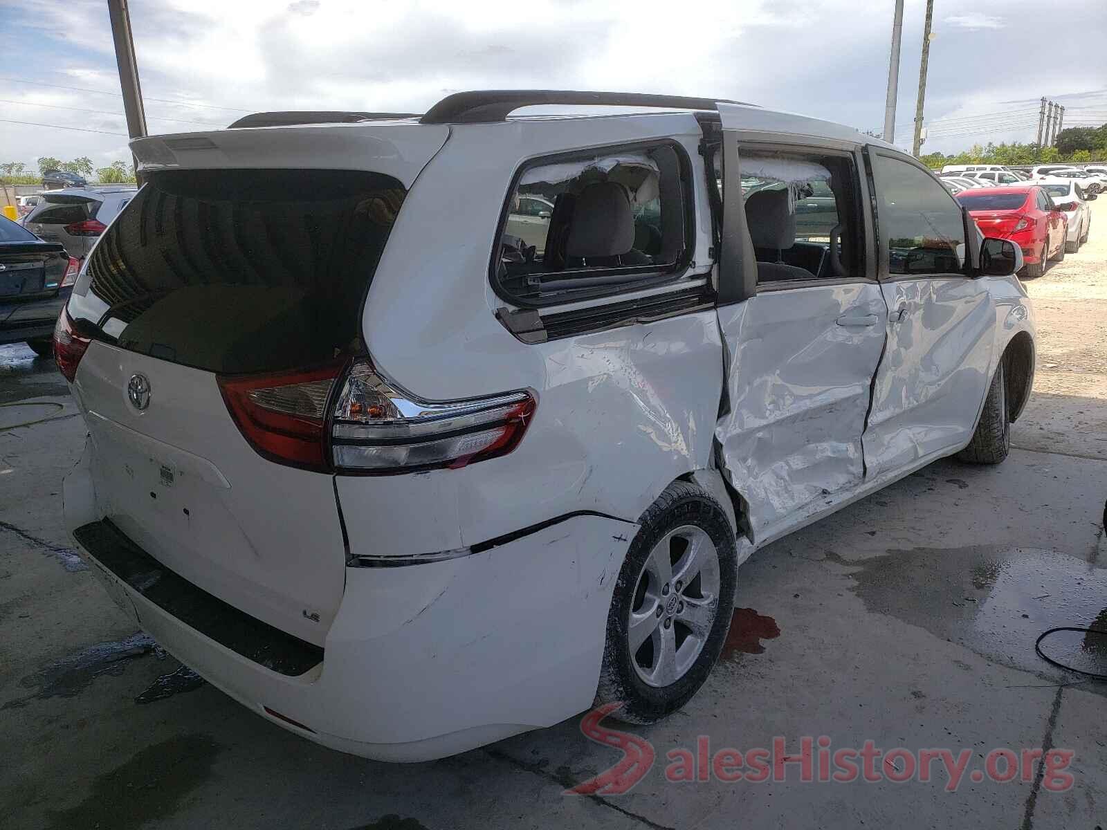 5TDKZ3DC0HS889458 2017 TOYOTA SIENNA