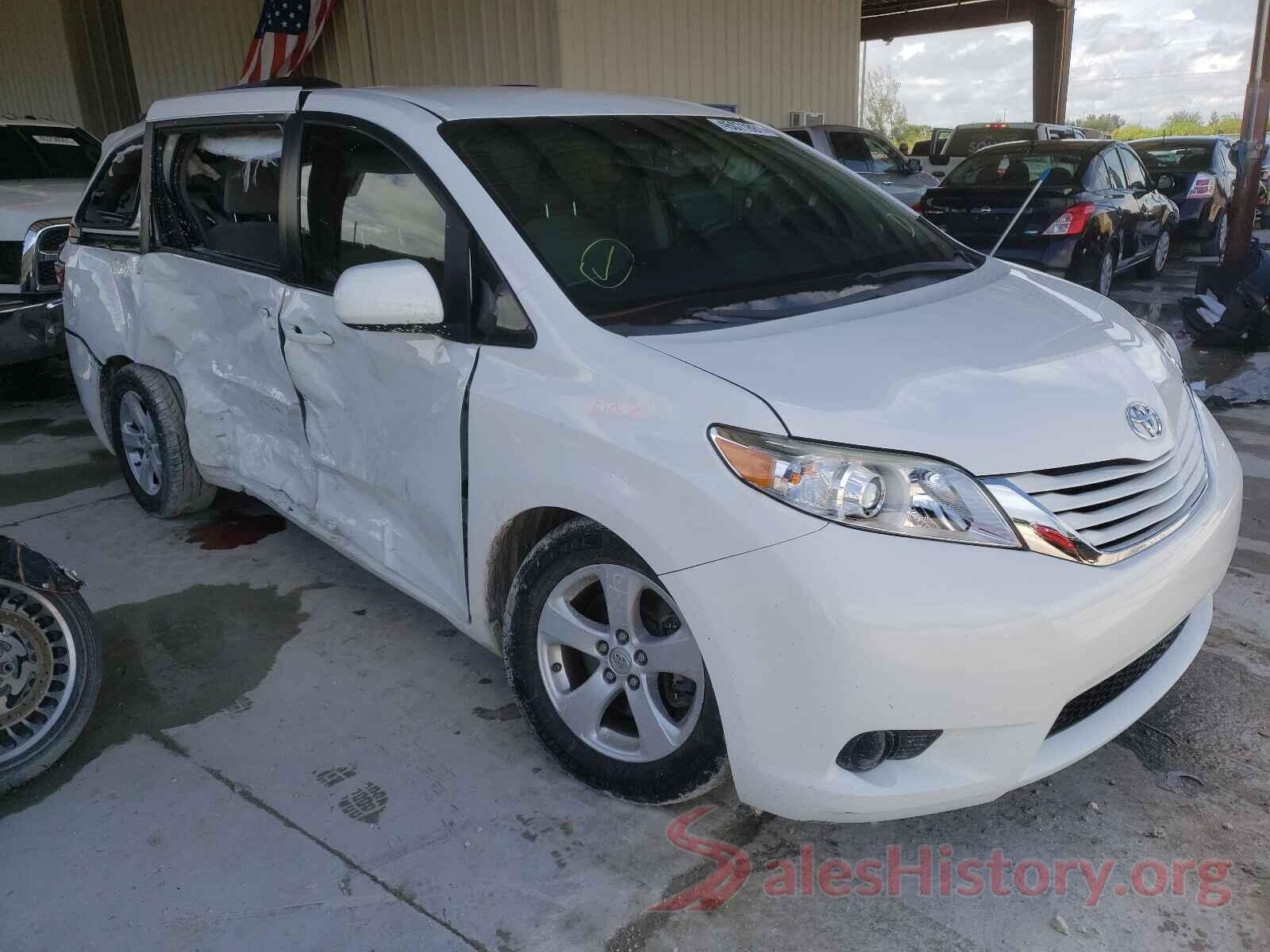 5TDKZ3DC0HS889458 2017 TOYOTA SIENNA