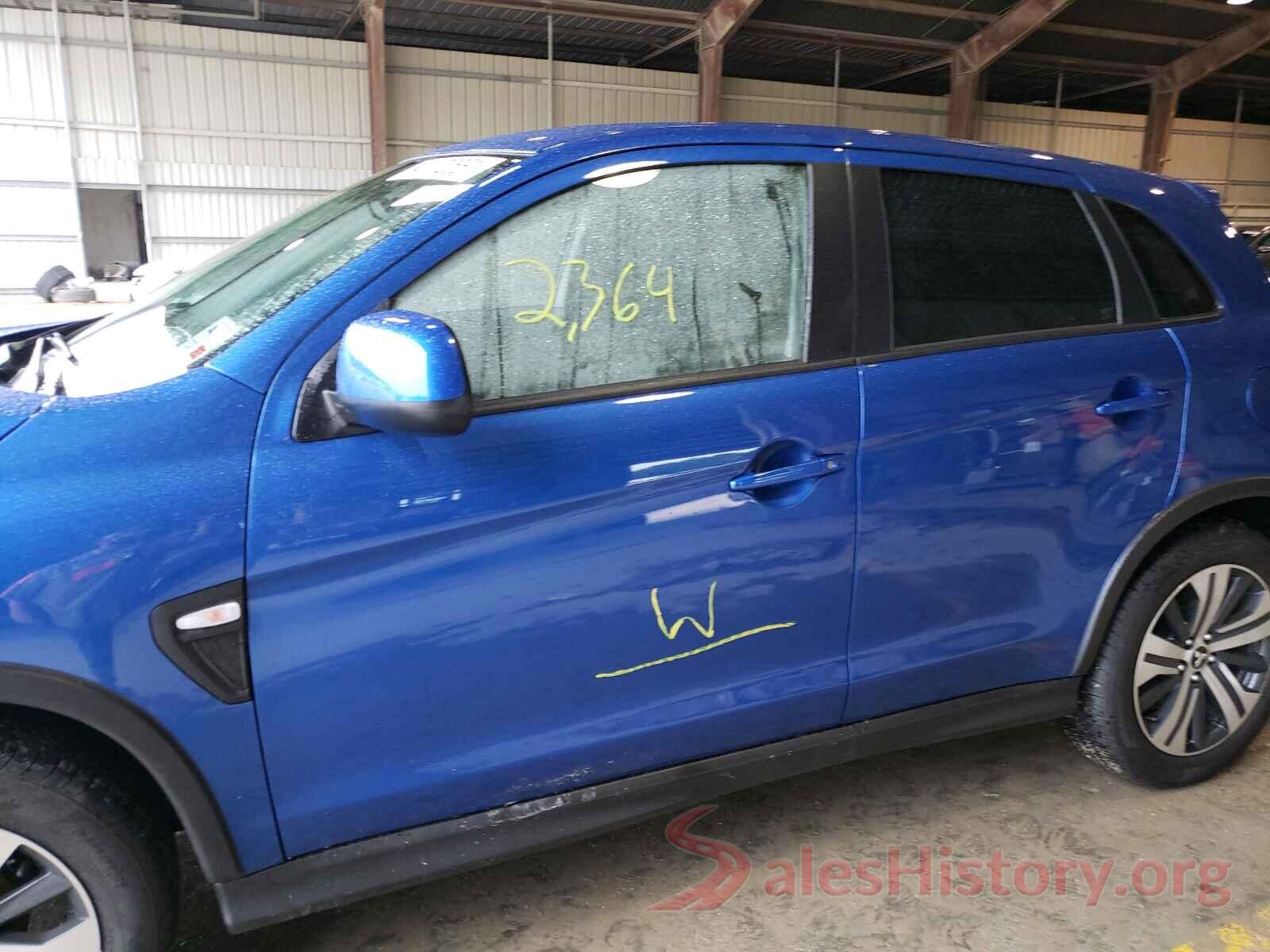 JA4APUAU8MU014519 2021 MITSUBISHI OUTLANDER