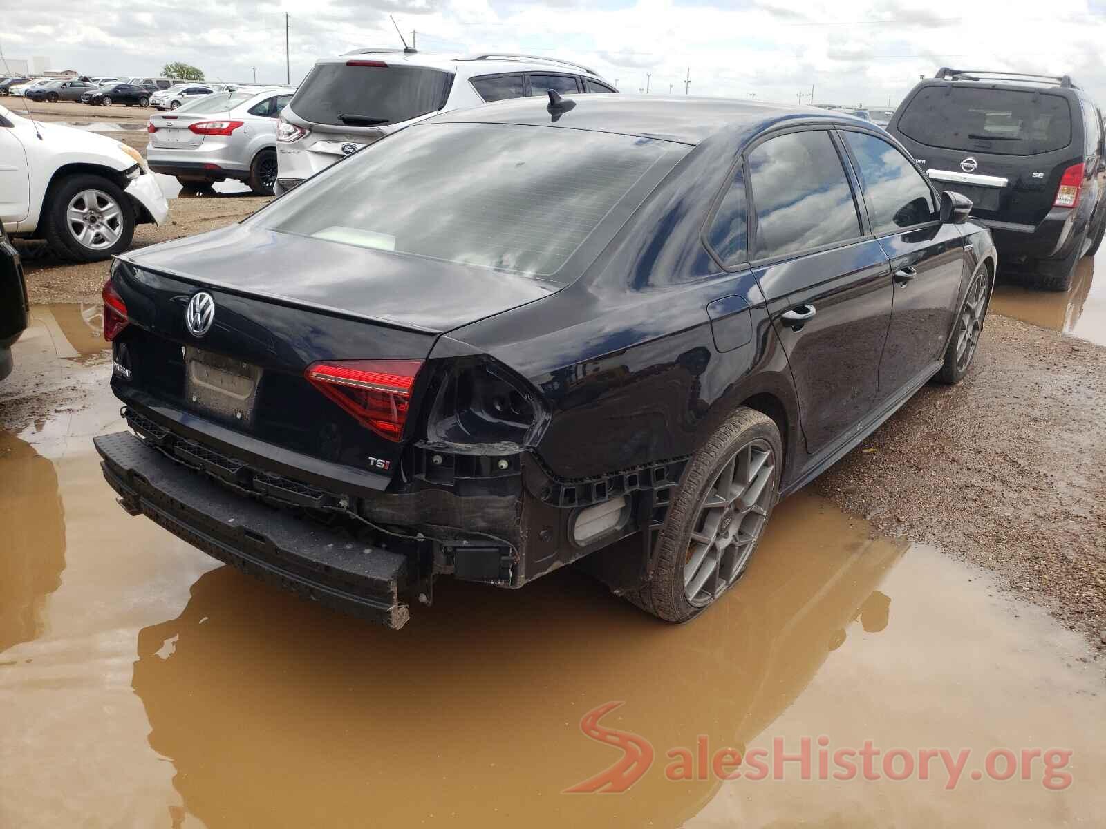 1VWAA7A3XJC020594 2018 VOLKSWAGEN PASSAT