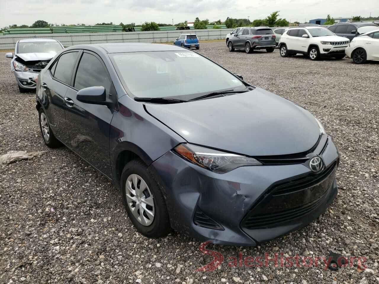 5YFBURHEXHP686065 2017 TOYOTA COROLLA