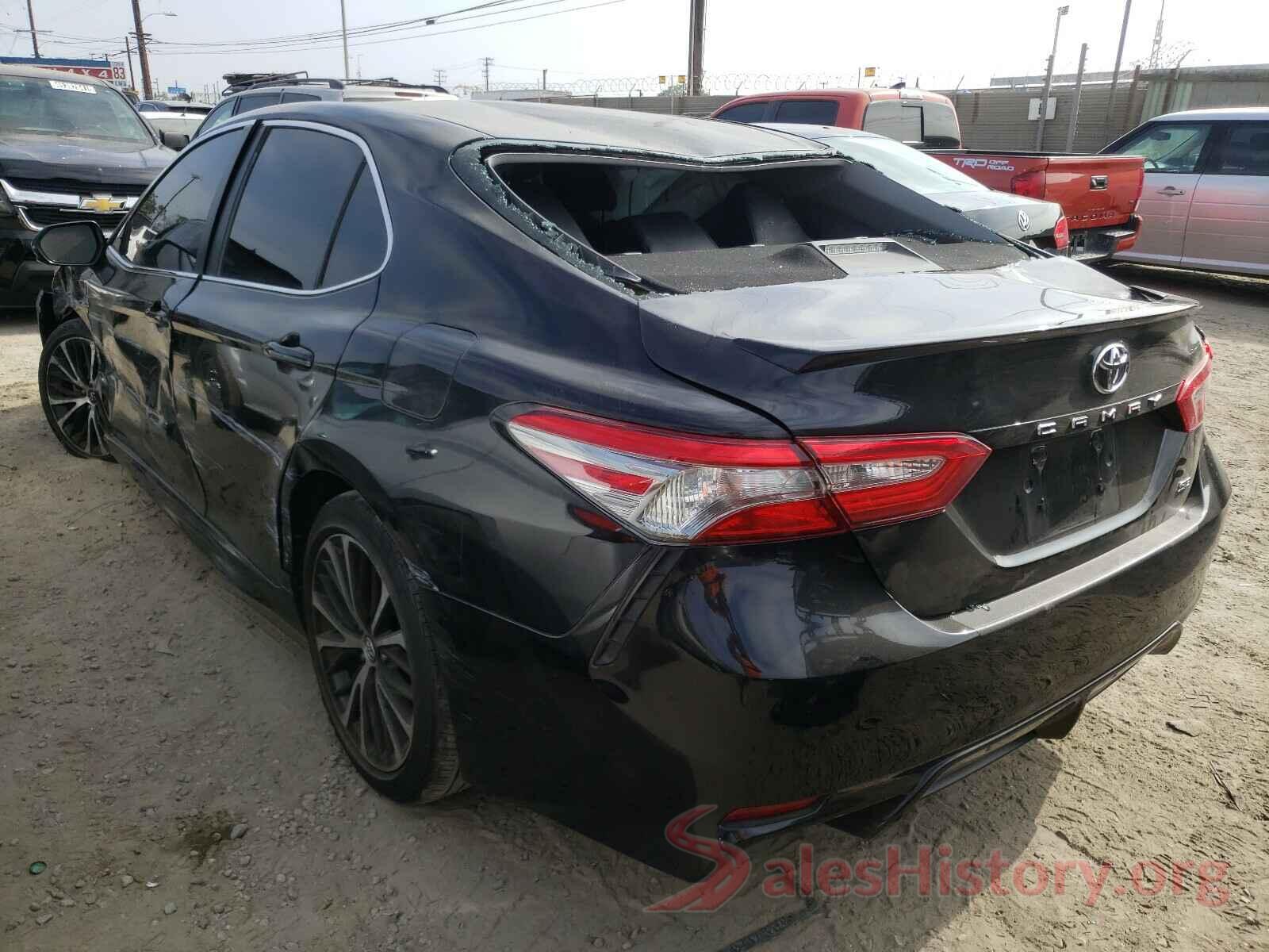 4T1B11HK4JU640221 2018 TOYOTA CAMRY