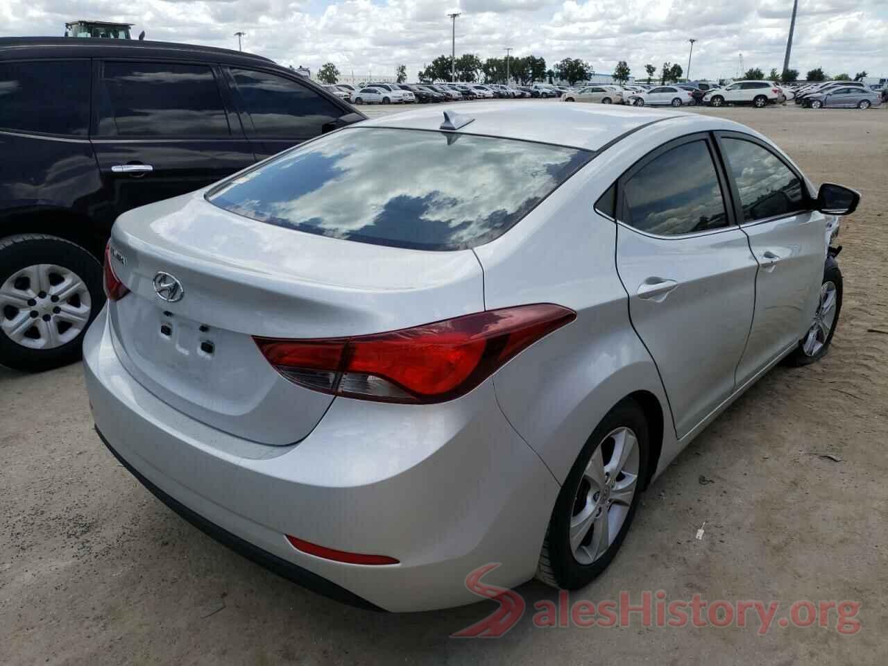 5NPDH4AE6GH774729 2016 HYUNDAI ELANTRA