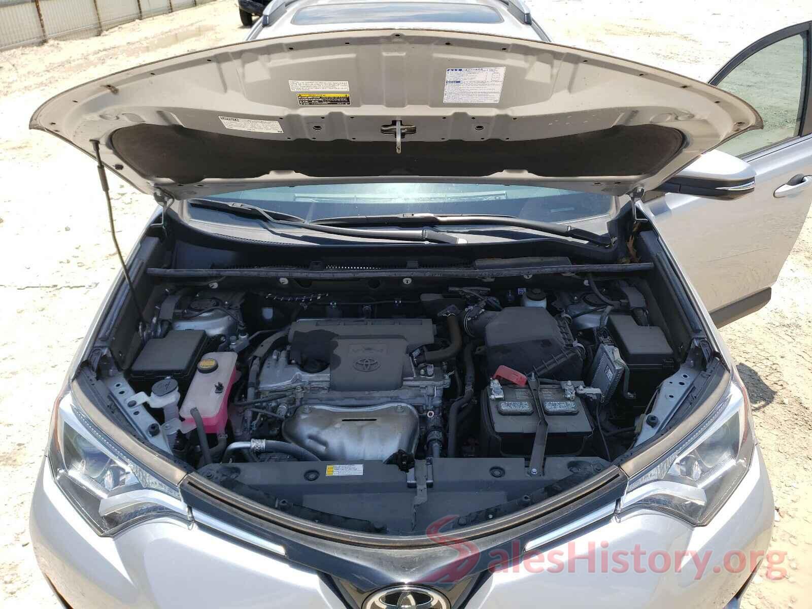 2T3WFREV8JW425576 2018 TOYOTA RAV4