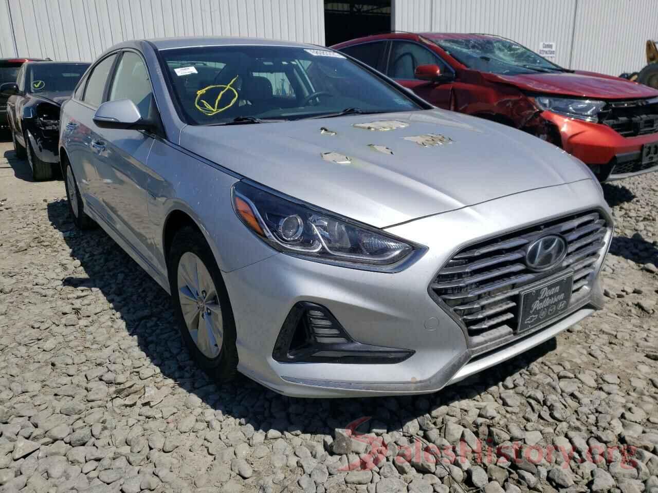 KMHE24L39KA084633 2019 HYUNDAI SONATA