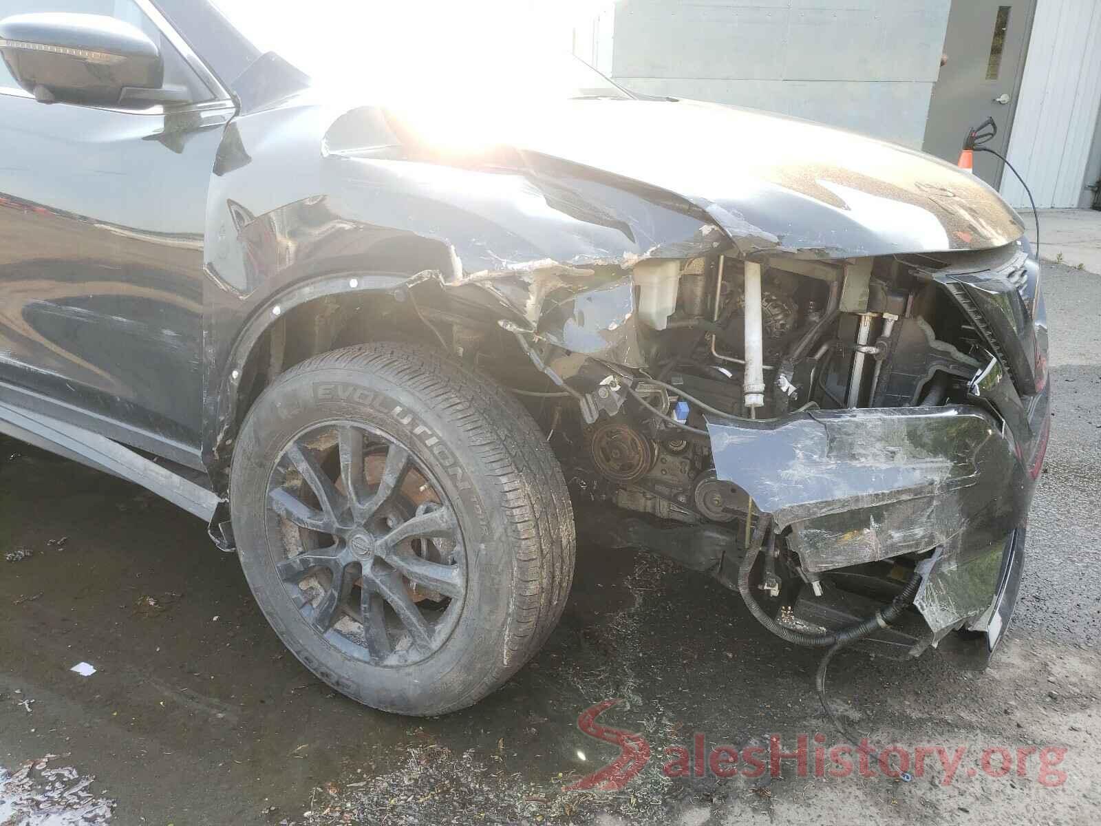 5N1AT2MV6JC820723 2018 NISSAN ROGUE