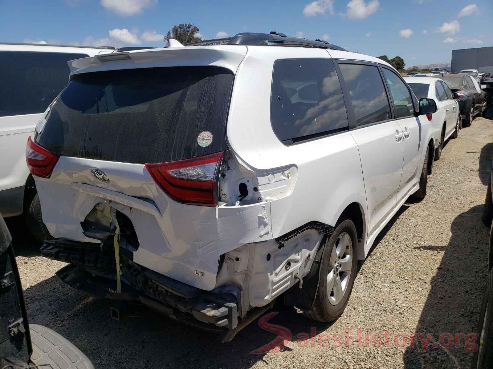 5TDKZ3DC0JS935232 2018 TOYOTA SIENNA