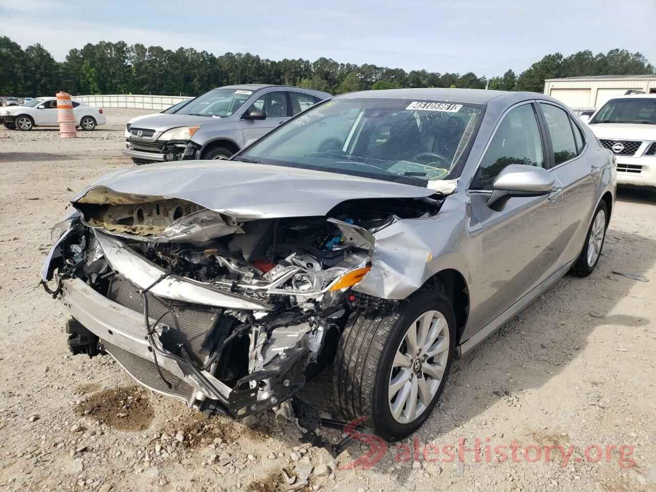 4T1B11HK2KU771360 2019 TOYOTA CAMRY