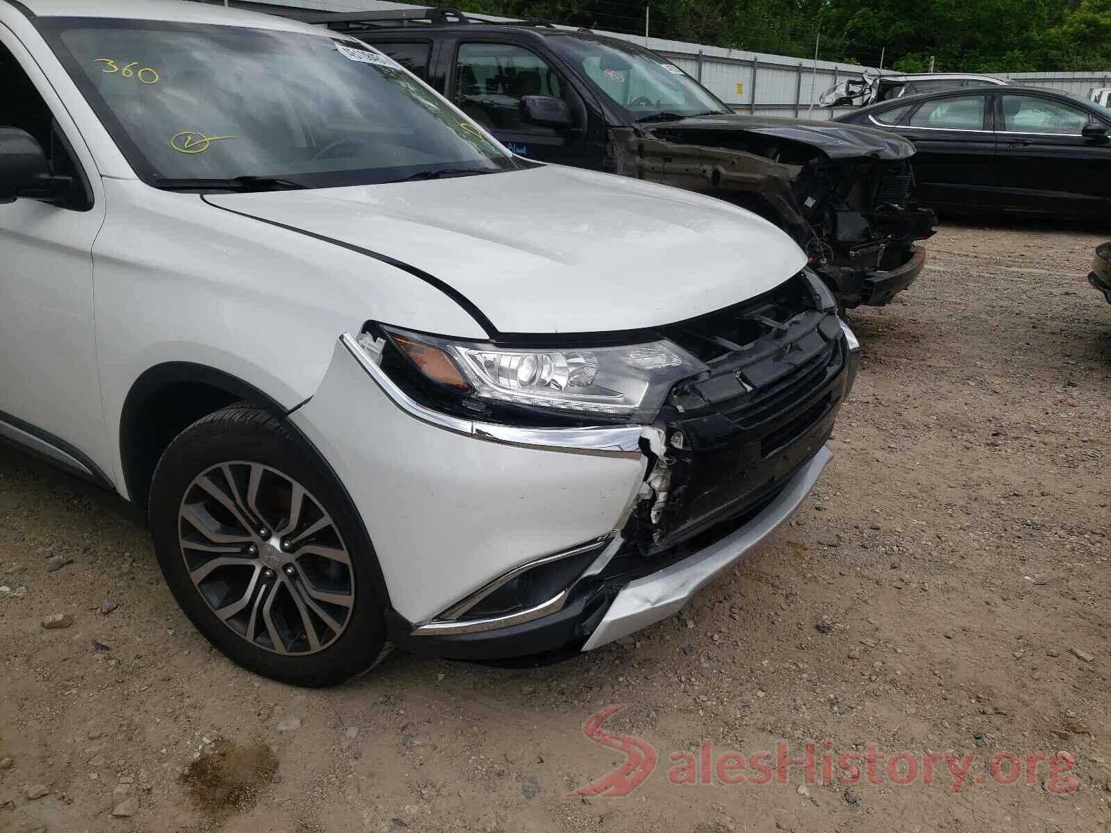 JA4AD2A36HZ015052 2017 MITSUBISHI OUTLANDER