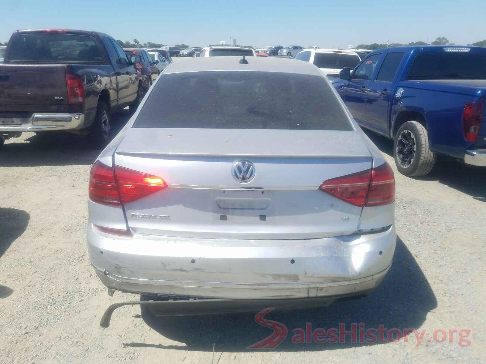 1VWCM7A33GC016332 2016 VOLKSWAGEN PASSAT