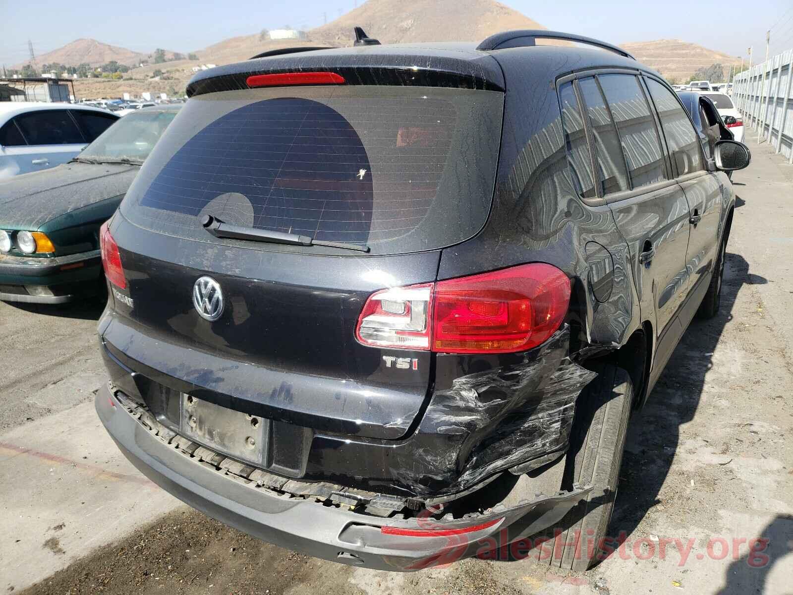 WVGAV7AX3HK005392 2017 VOLKSWAGEN TIGUAN