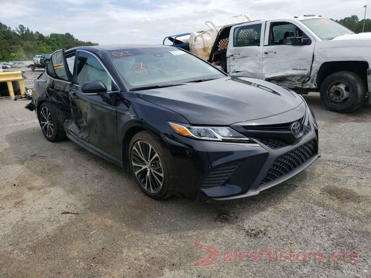 4T1B11HK5KU278952 2019 TOYOTA CAMRY