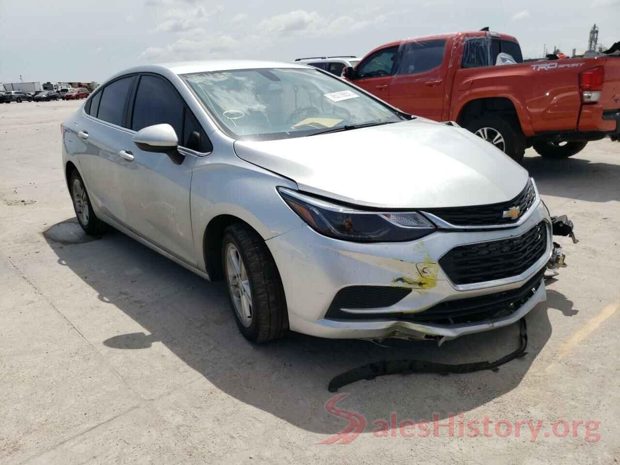 1G1BE5SM2J7163922 2018 CHEVROLET CRUZE