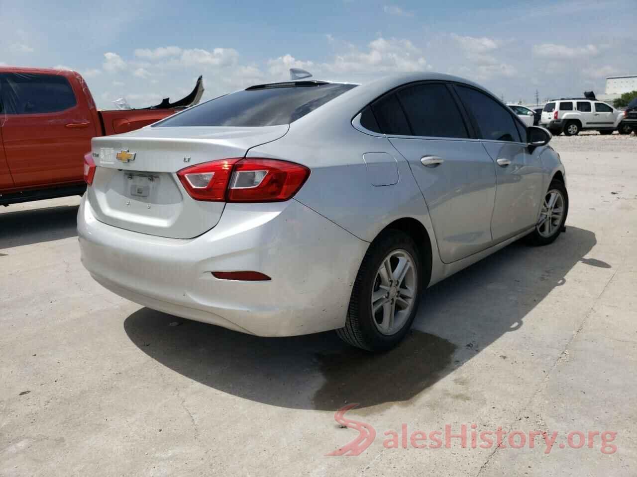 1G1BE5SM2J7163922 2018 CHEVROLET CRUZE