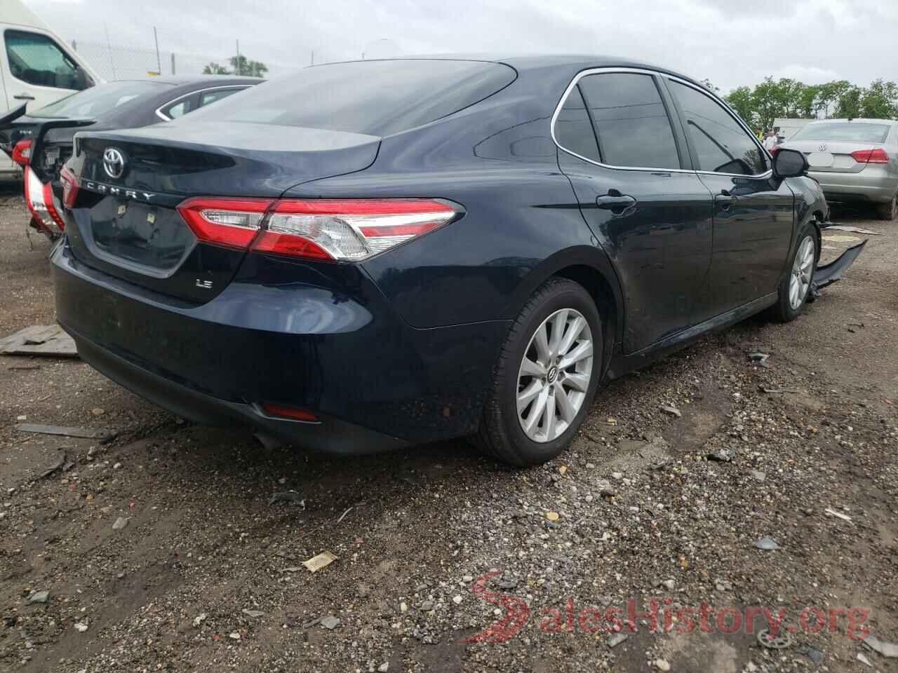 4T1B11HK2JU604057 2018 TOYOTA CAMRY