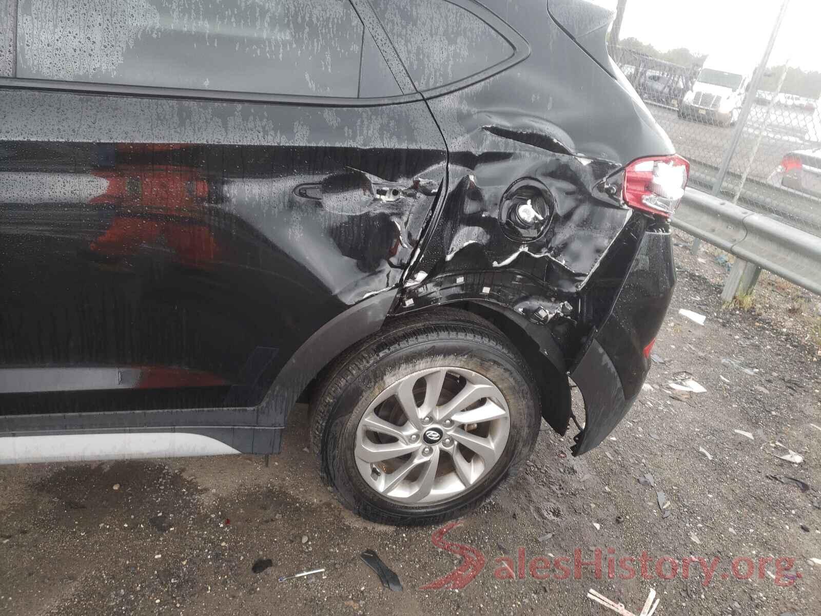 KM8J33A48HU394751 2017 HYUNDAI TUCSON