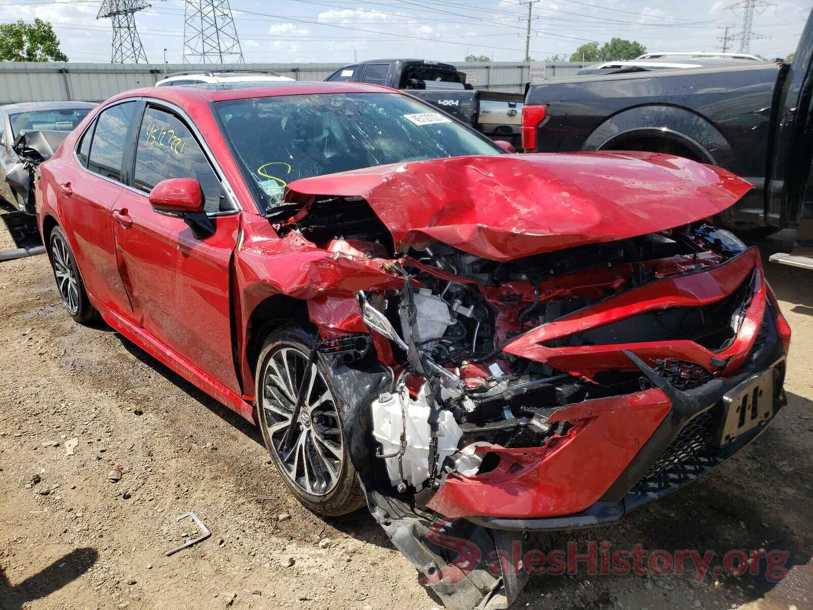 4T1B11HKXKU228693 2019 TOYOTA CAMRY