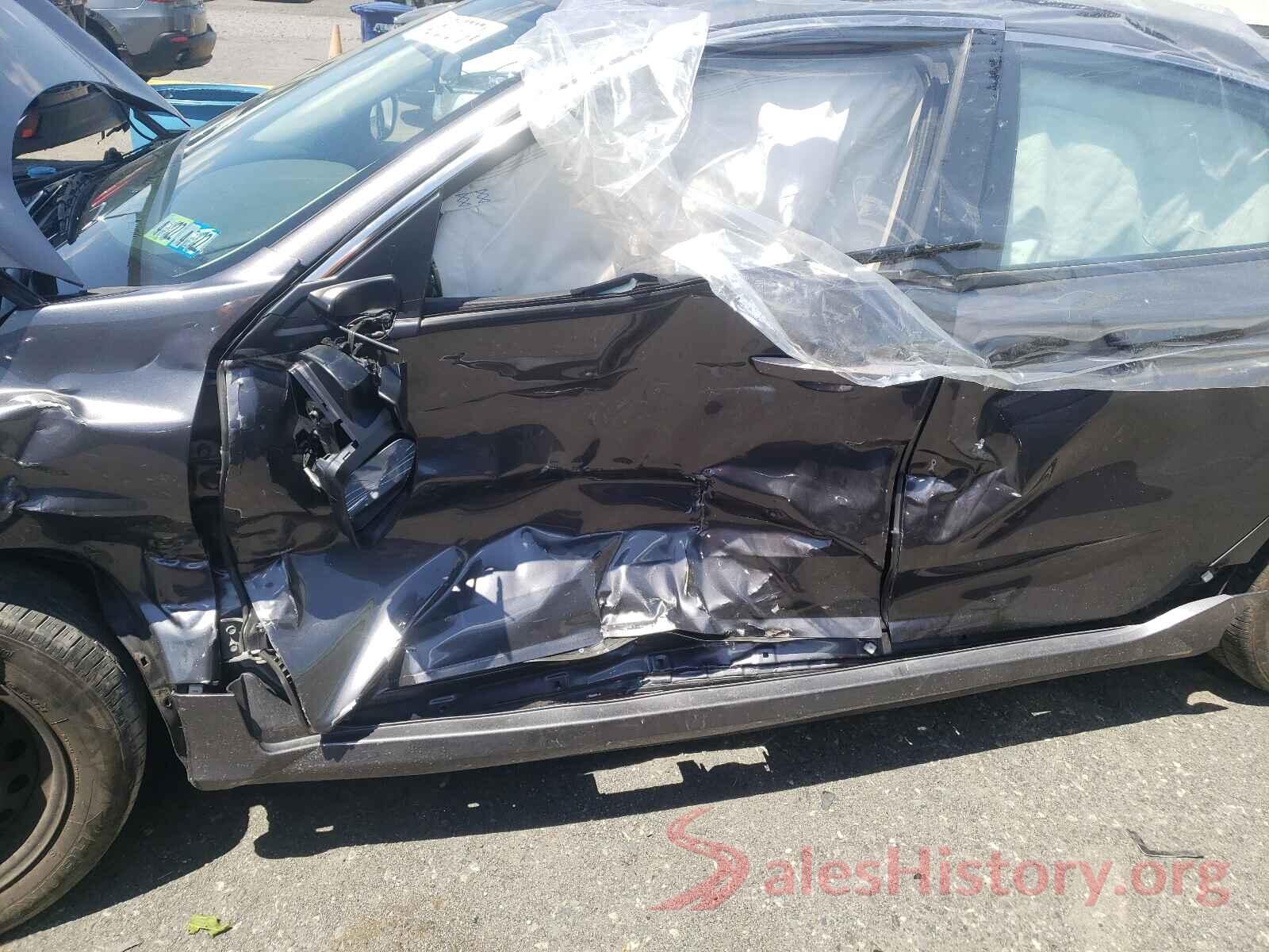 2HGFC2F53JH608030 2018 HONDA CIVIC