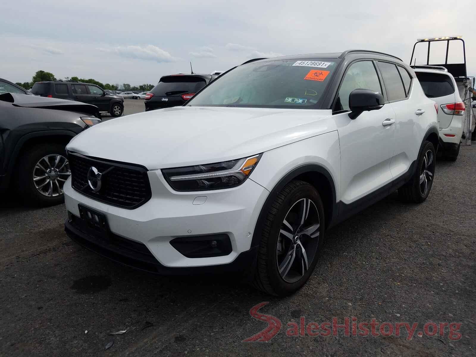 YV4162UM7L2245489 2020 VOLVO XC40