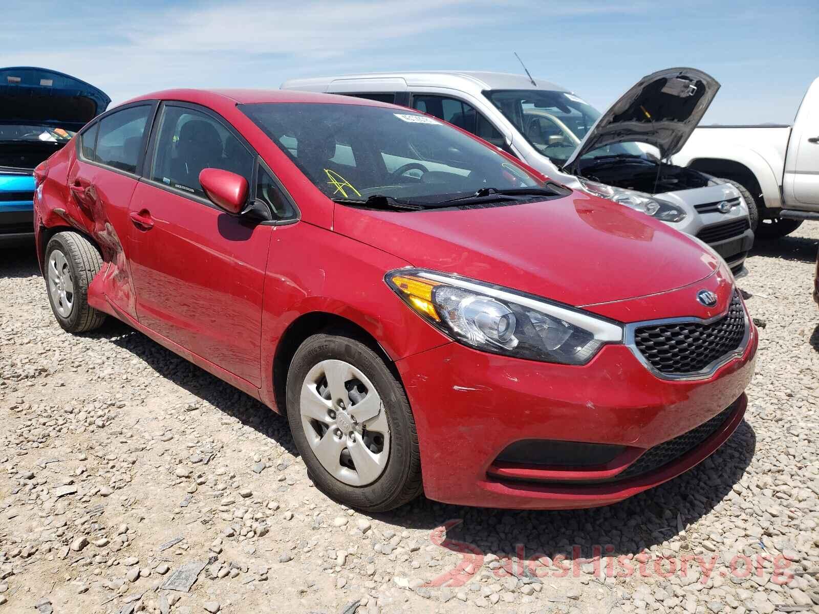 KNAFK4A67G5555049 2016 KIA FORTE