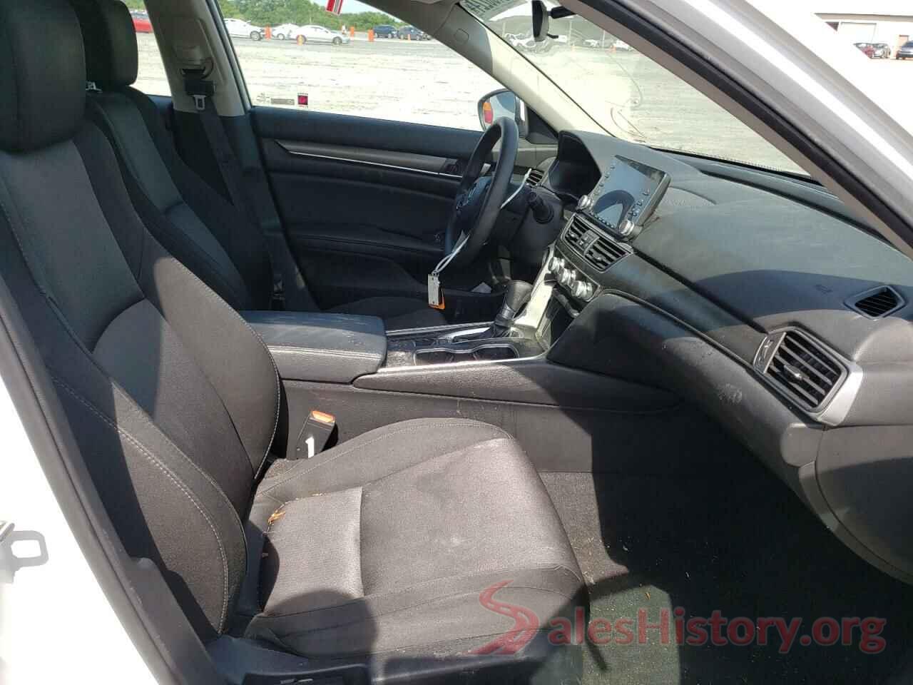 1HGCV1F15JA260413 2018 HONDA ACCORD