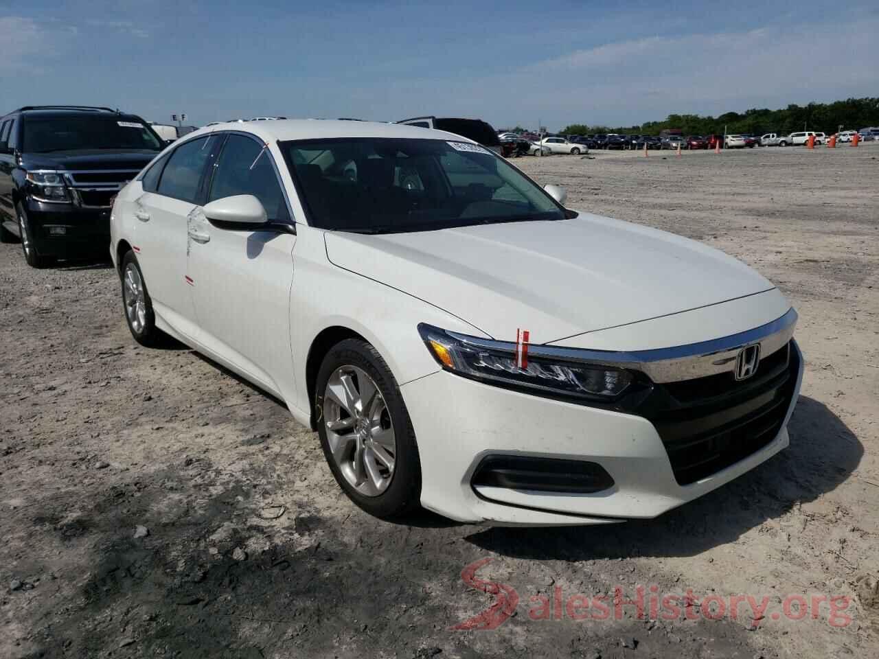 1HGCV1F15JA260413 2018 HONDA ACCORD