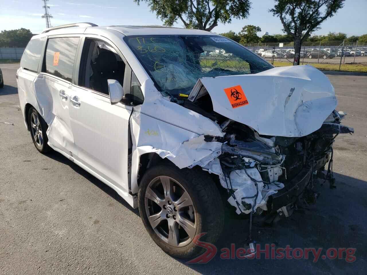 5TDXZ3DC0JS942641 2018 TOYOTA SIENNA