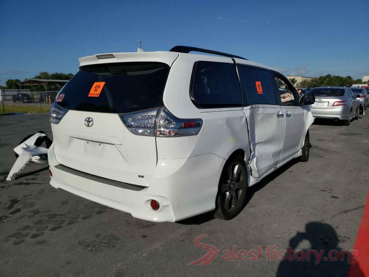 5TDXZ3DC0JS942641 2018 TOYOTA SIENNA