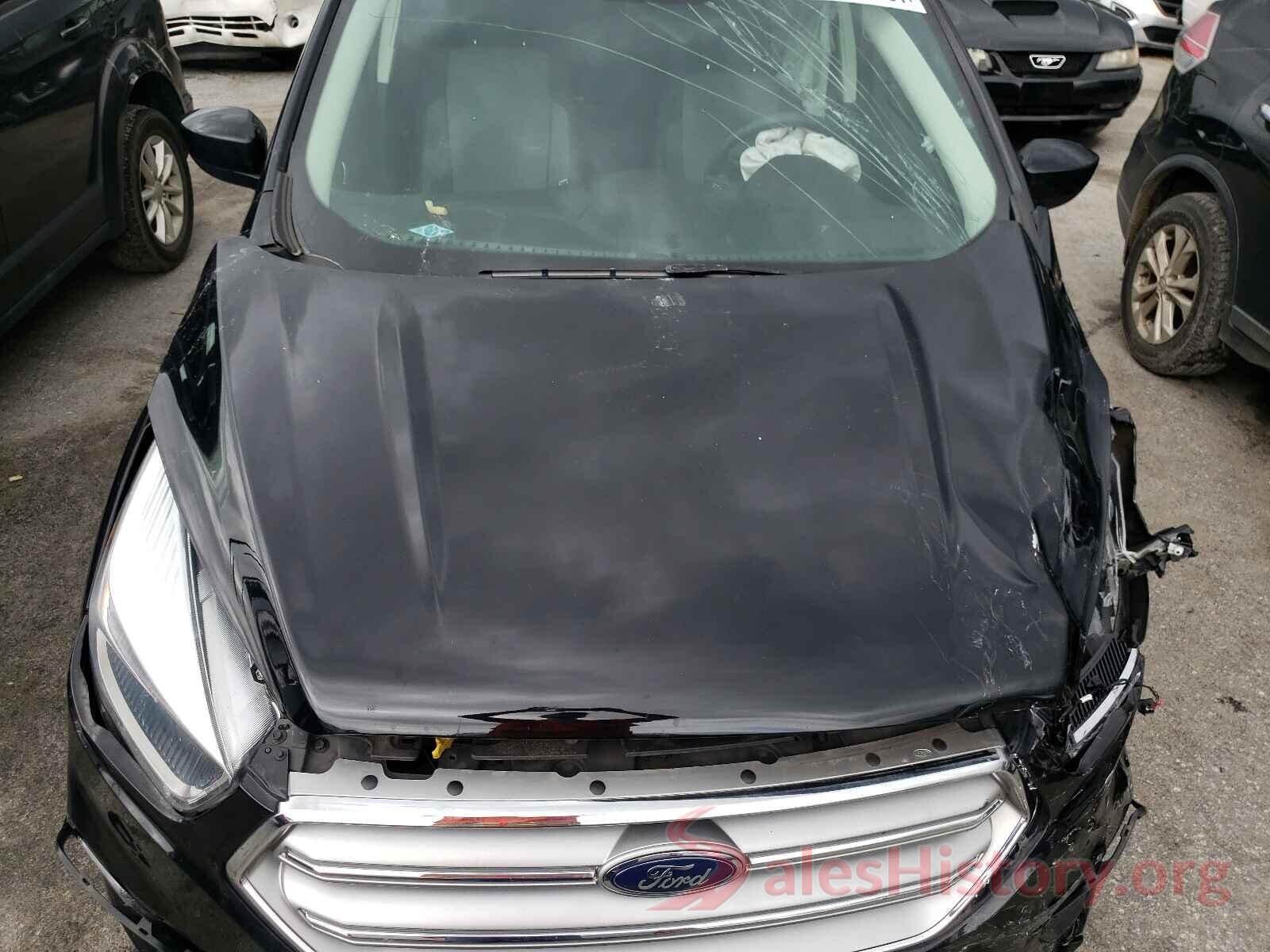 1FMCU0GD7HUD63972 2017 FORD ESCAPE