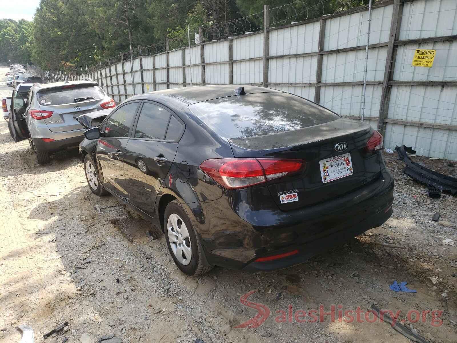 3KPFK4A71HE019375 2017 KIA FORTE