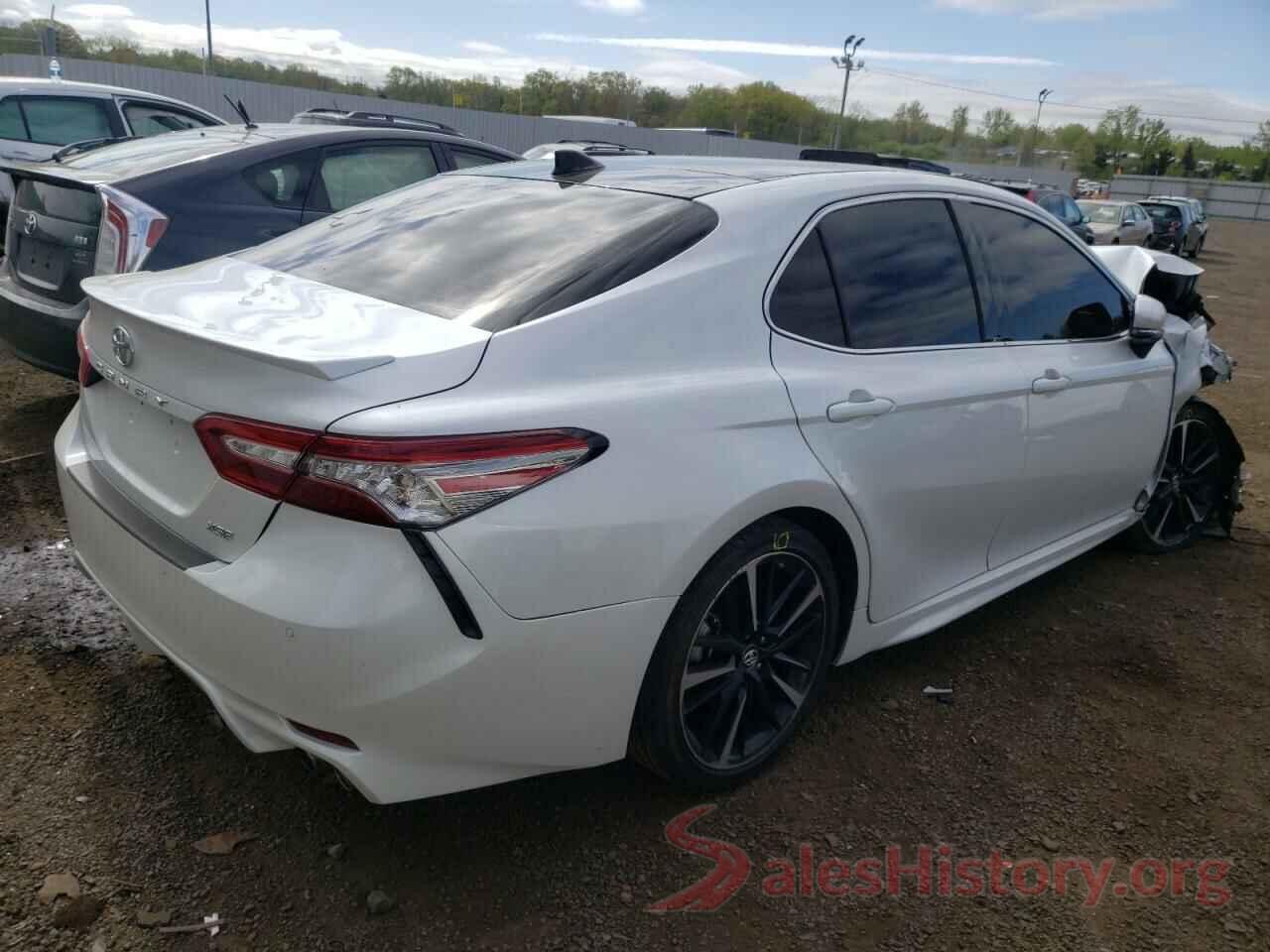 4T1B61HK0KU712468 2019 TOYOTA CAMRY