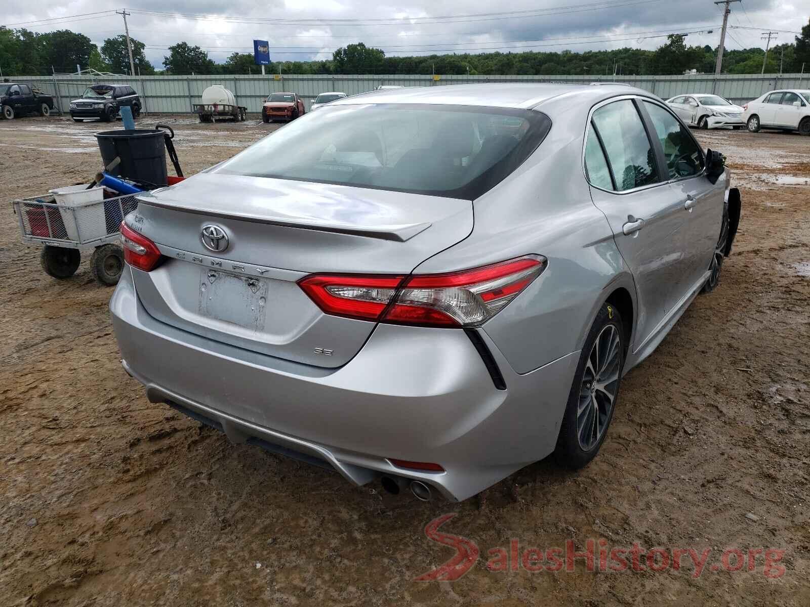 4T1B11HK1JU099631 2018 TOYOTA CAMRY