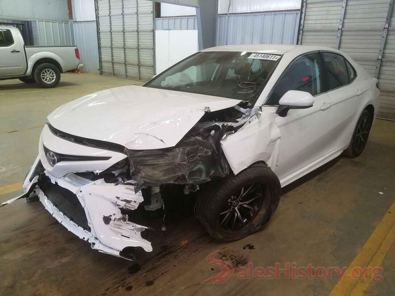 4T1G11AK3MU551597 2021 TOYOTA CAMRY