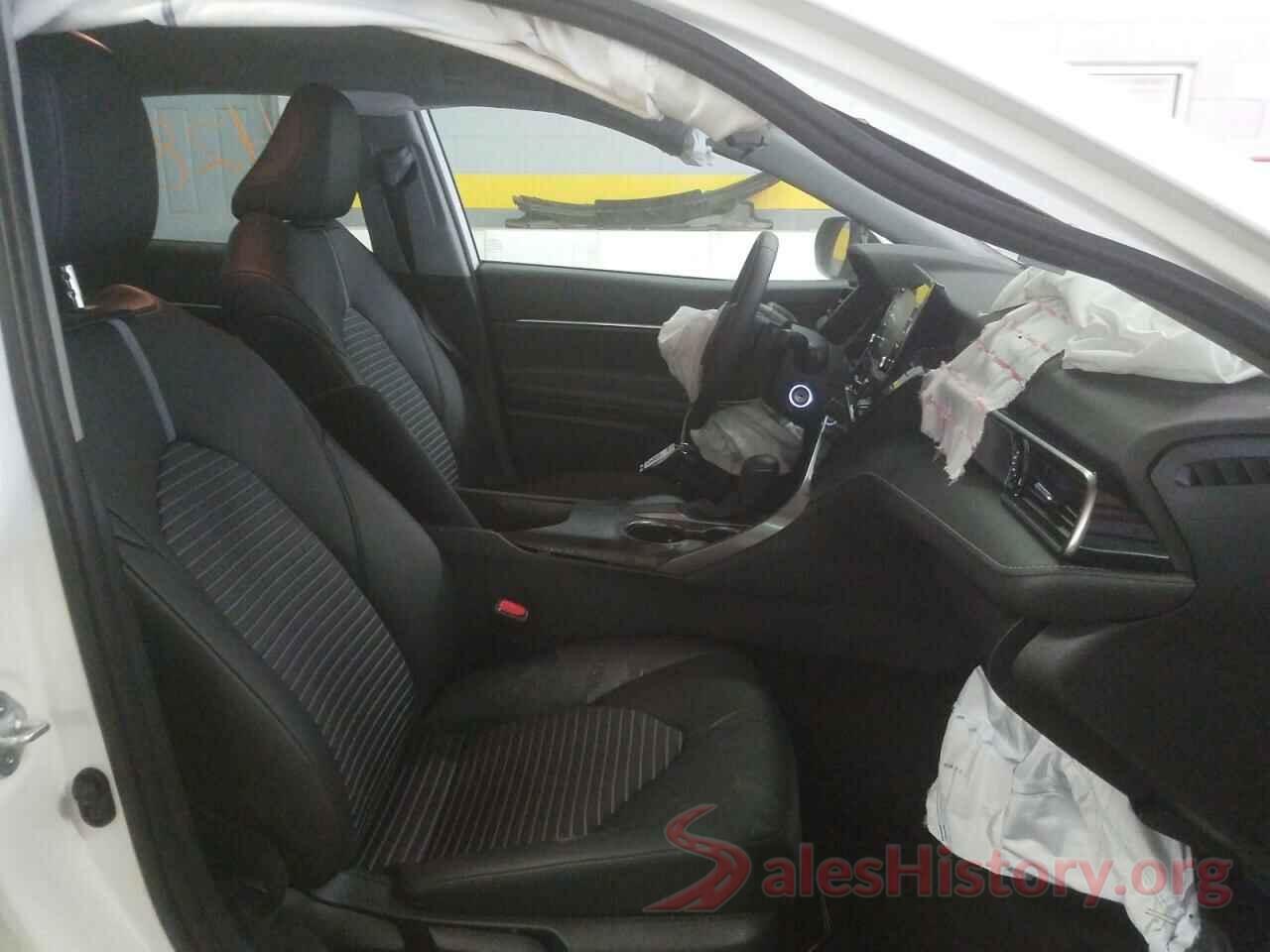 4T1G11AK3MU551597 2021 TOYOTA CAMRY