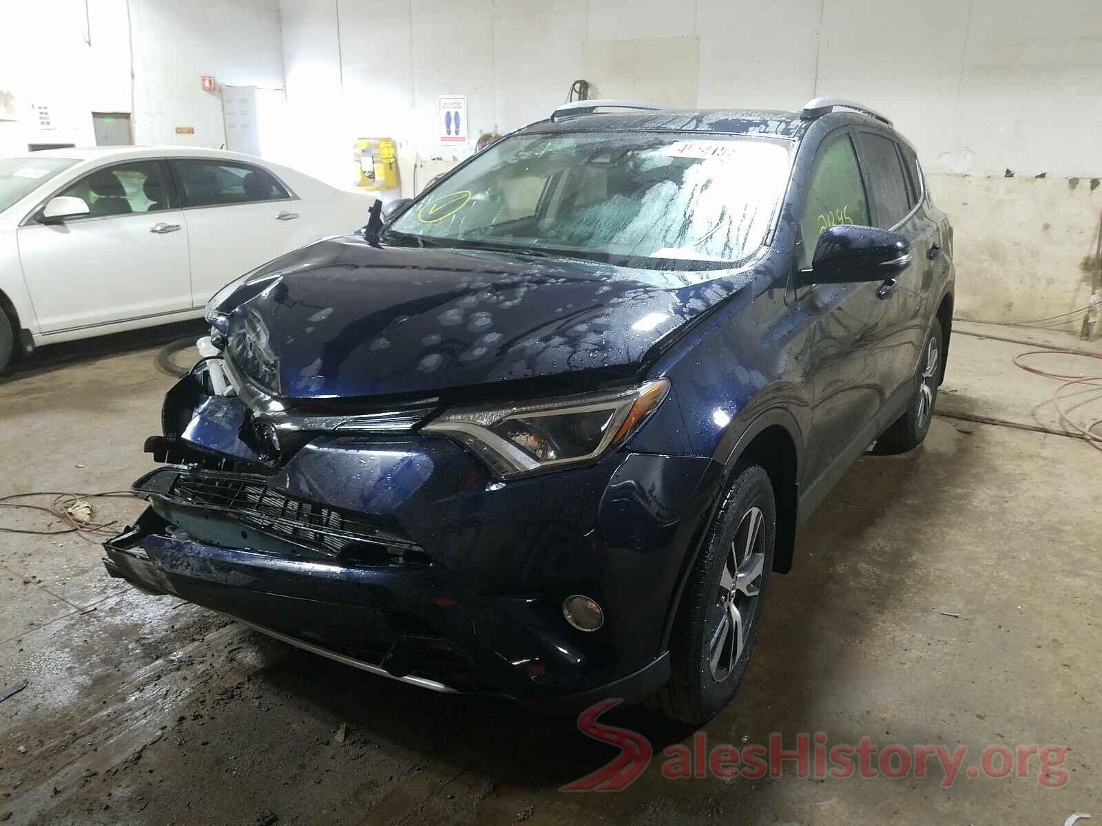 JTMRFREV8JJ227754 2018 TOYOTA RAV4