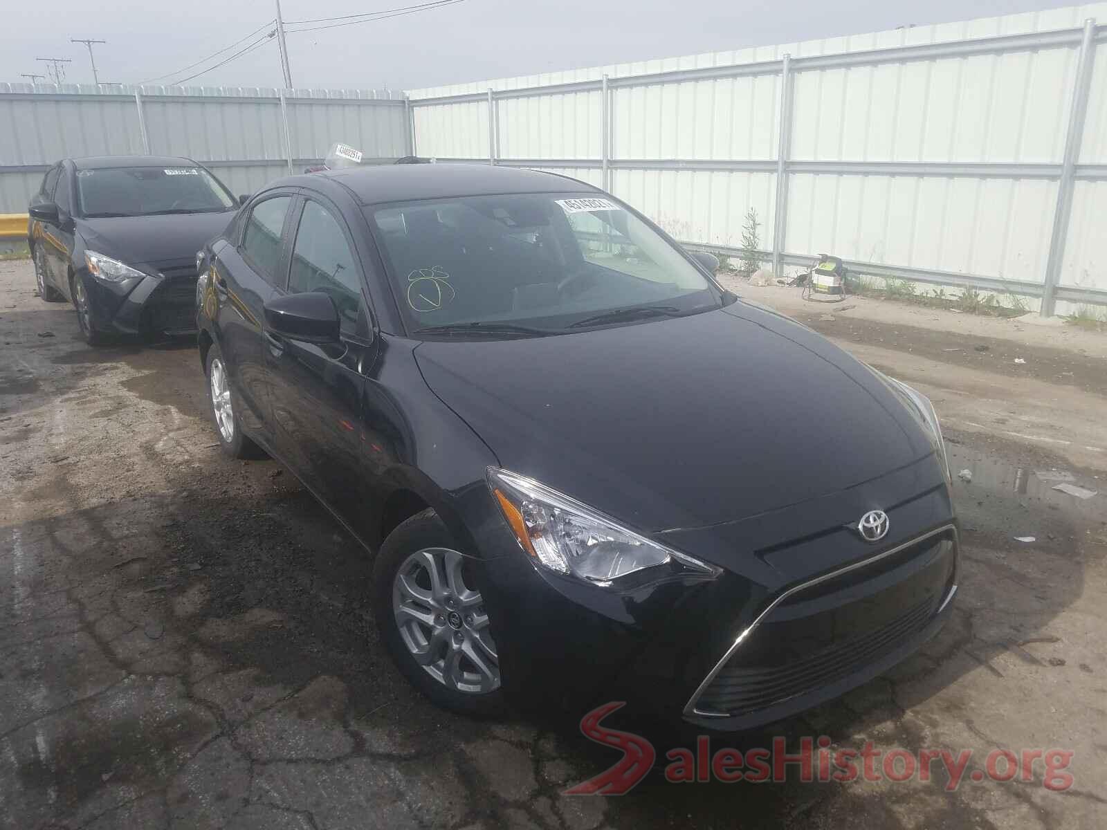 3MYDLBYV5JY316992 2018 TOYOTA YARIS